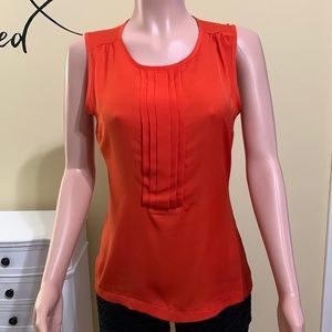 😍Women's RoundNeck pleated center Sleeveless Top😍